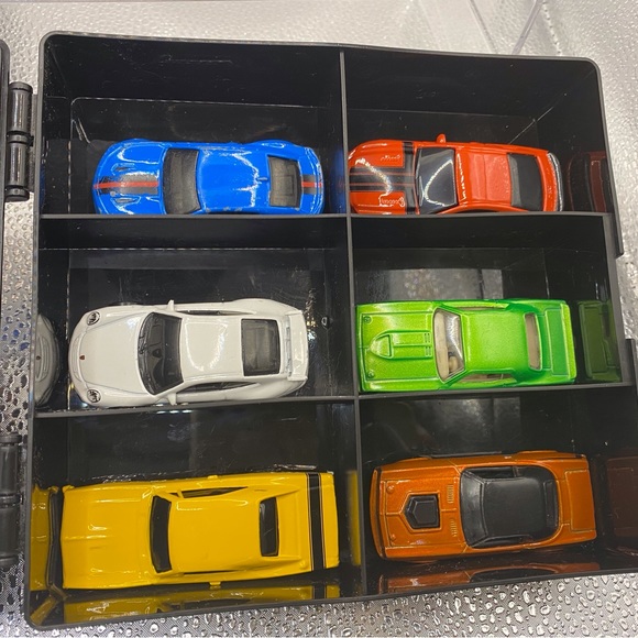 “Sedan” Collection - Picture 3 of 6